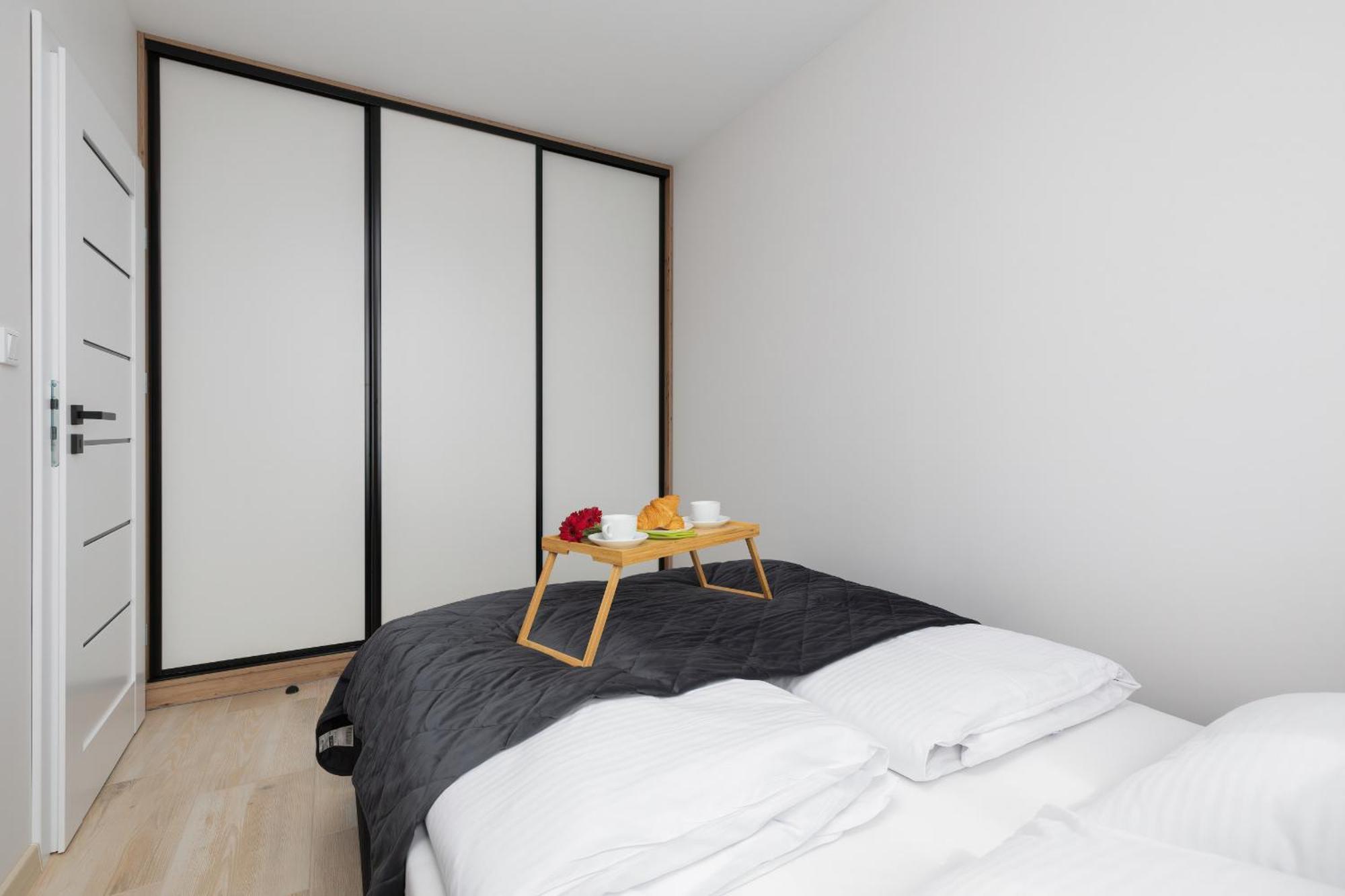 Sunny Apartments With Parking & Balcony Luzycka By Noclegi Renters Svinoústí Exteriér fotografie