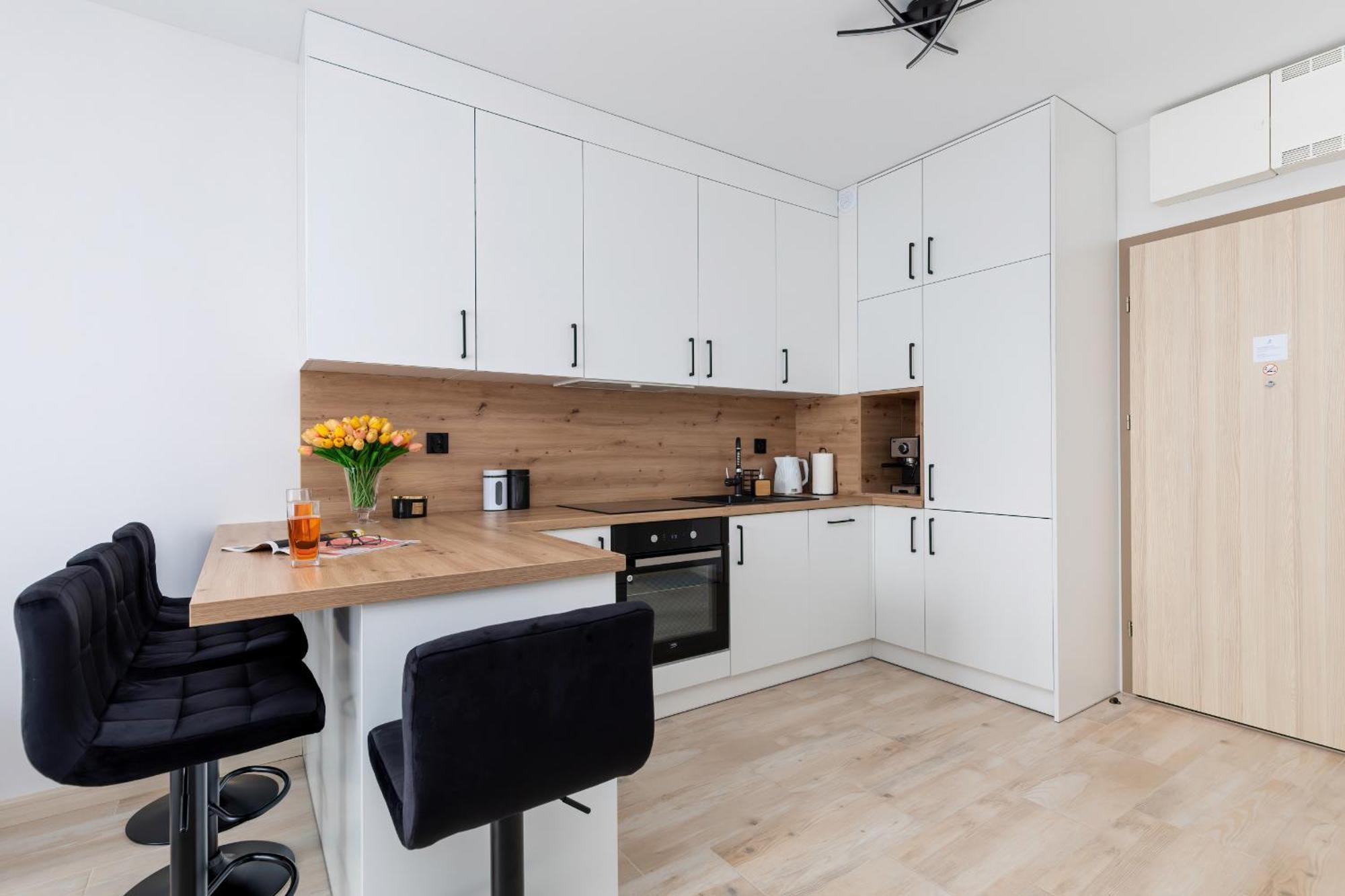 Sunny Apartments With Parking & Balcony Luzycka By Noclegi Renters Svinoústí Exteriér fotografie