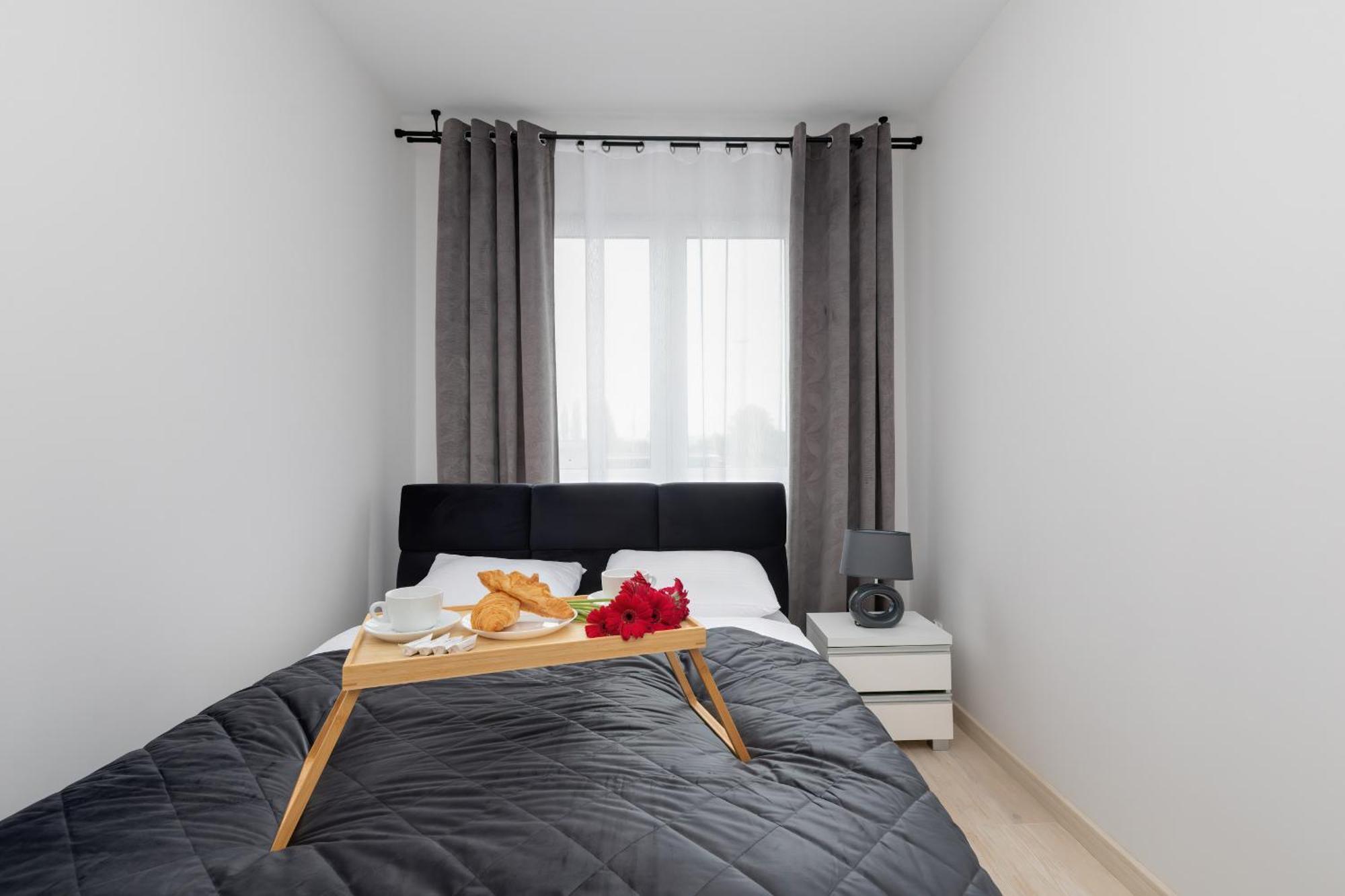 Sunny Apartments With Parking & Balcony Luzycka By Noclegi Renters Svinoústí Exteriér fotografie