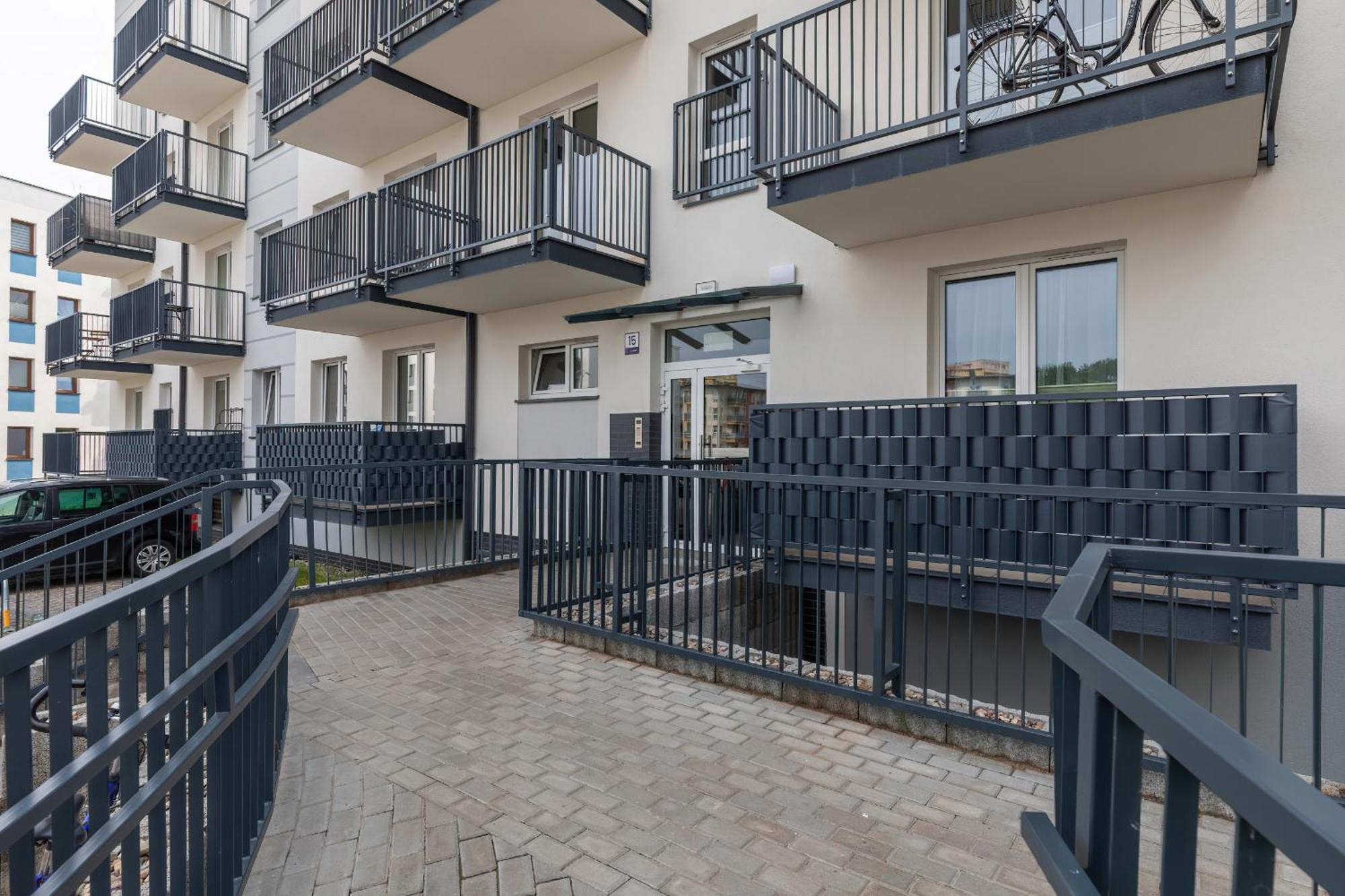 Sunny Apartments With Parking & Balcony Luzycka By Noclegi Renters Svinoústí Exteriér fotografie