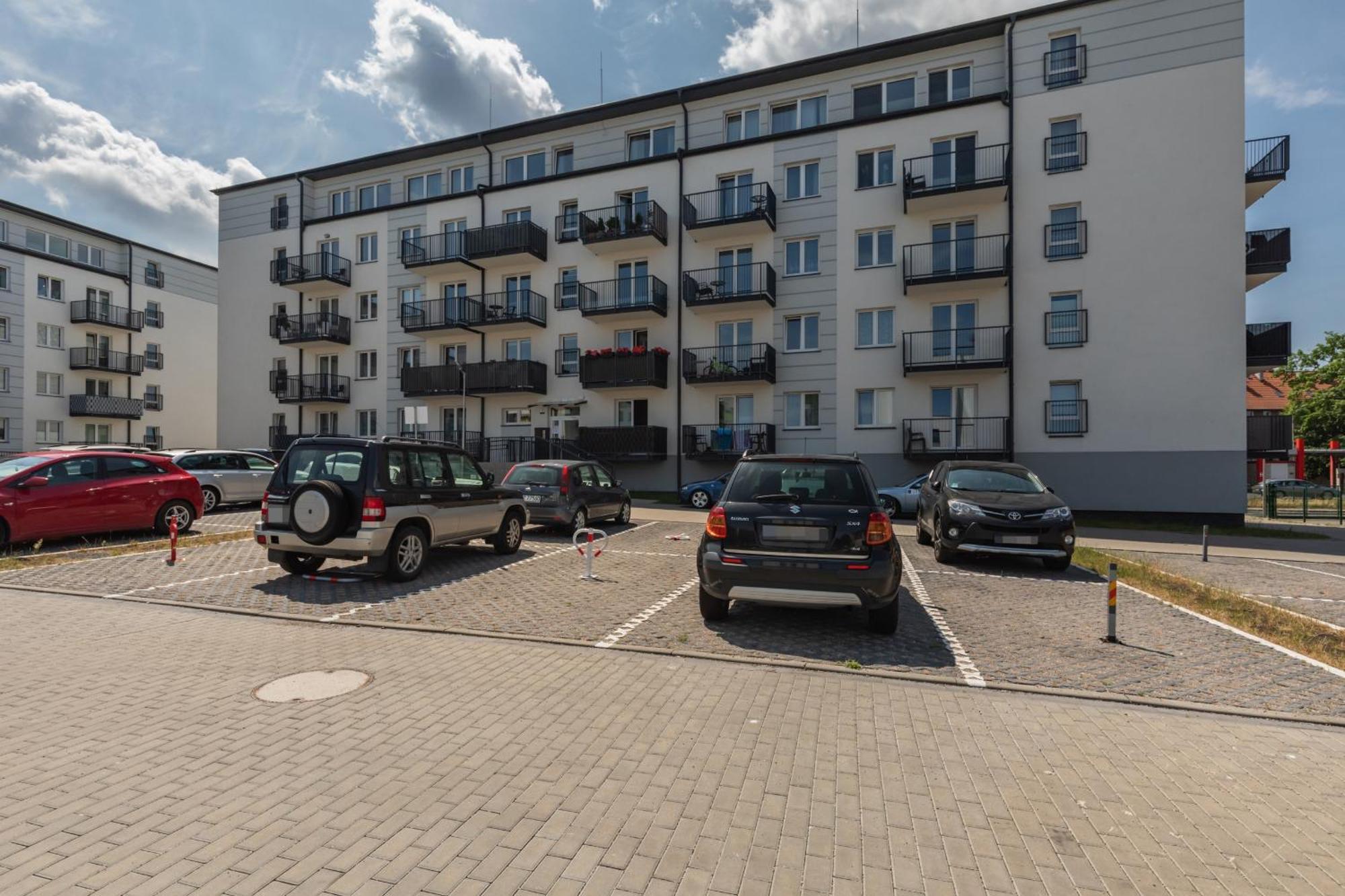 Sunny Apartments With Parking & Balcony Luzycka By Noclegi Renters Svinoústí Exteriér fotografie